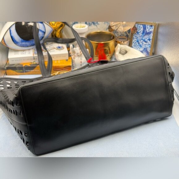 🆕 HUGO 🧿 NWT CHRIS Laser Cut Shoulder Bag Set - Tote Bag & Pouch - Black - Picture 14 of 16
